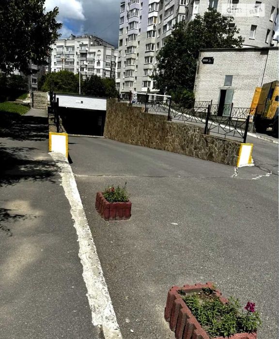 Підземний паркінг, р-он Поділля, м. Вінниця