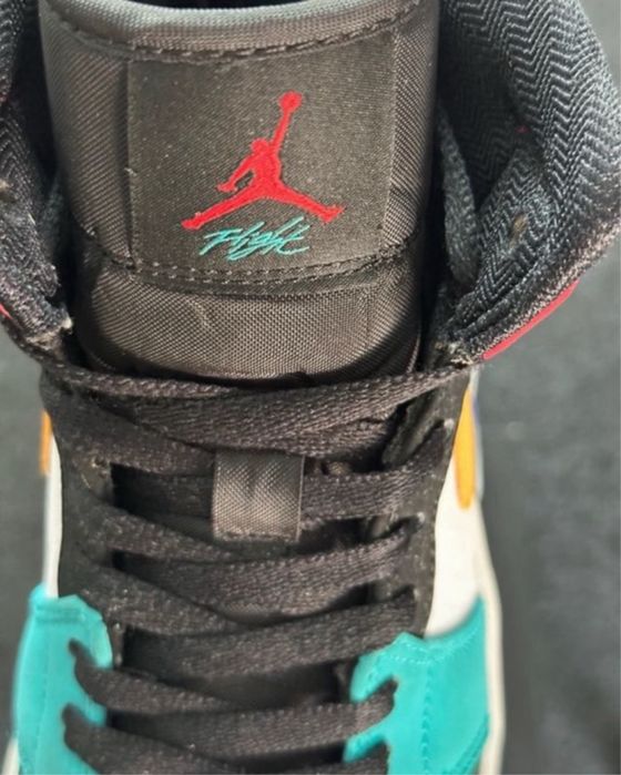 Nike Air Jordan 1 Mid Multi color
