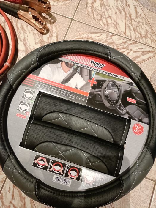 Kabel, przewody rozruchowe. Pokrowiec na kierownicę.