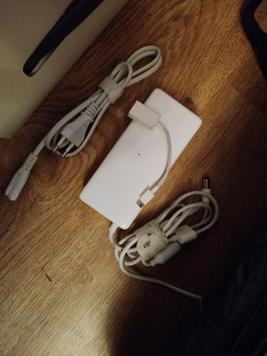 Dron DJI dji Phantom 4 pro Pro Full zestaw Walizka ładowarka  baterie