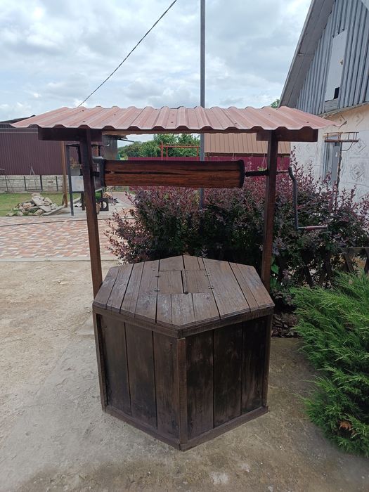 Продам колодязь з дерева