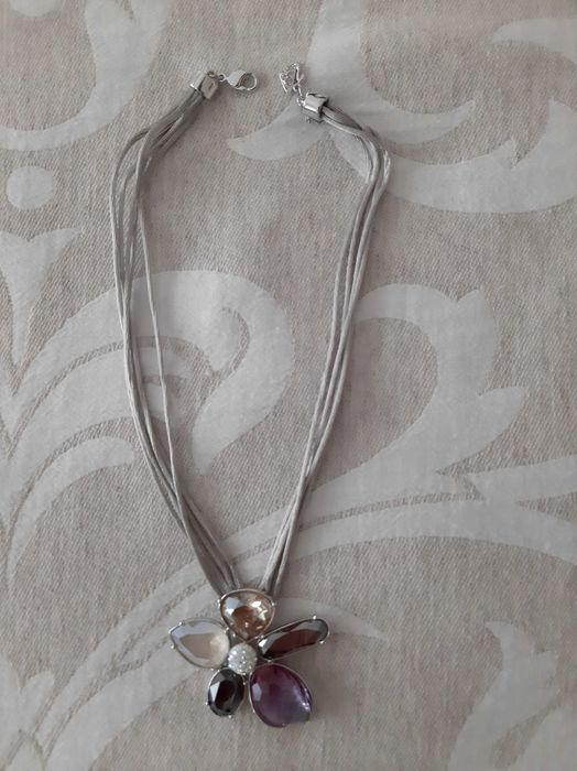 Colar Swarovski Novo