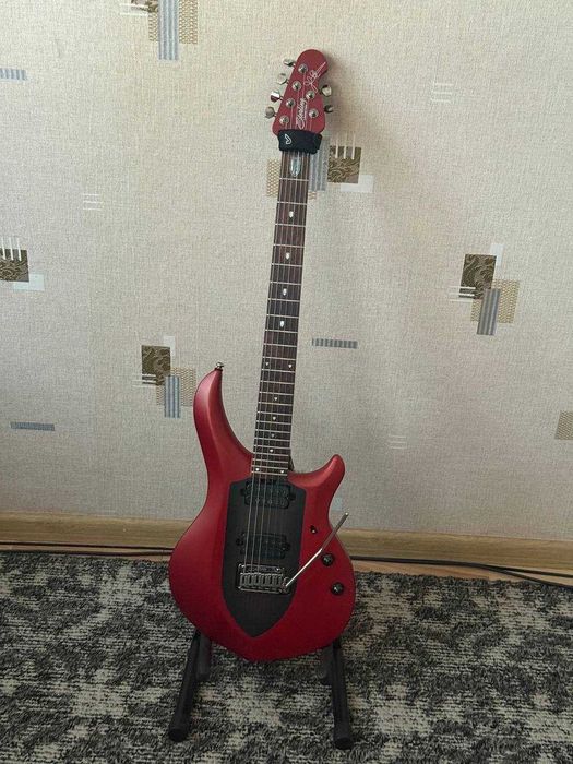Електрогітара Sterling by Music Man Majesty 6