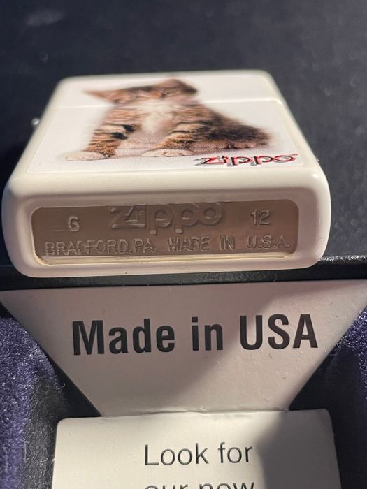 ZIPPO KITTEN  – biały mat – 2012 – BOX