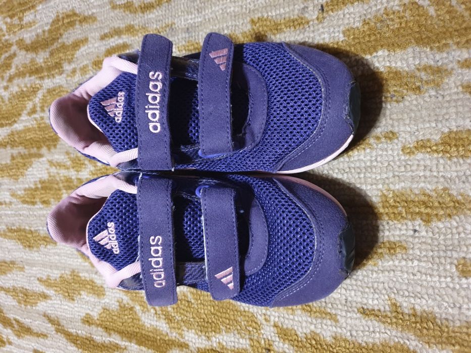 Кроссовки Adidas 35 размер