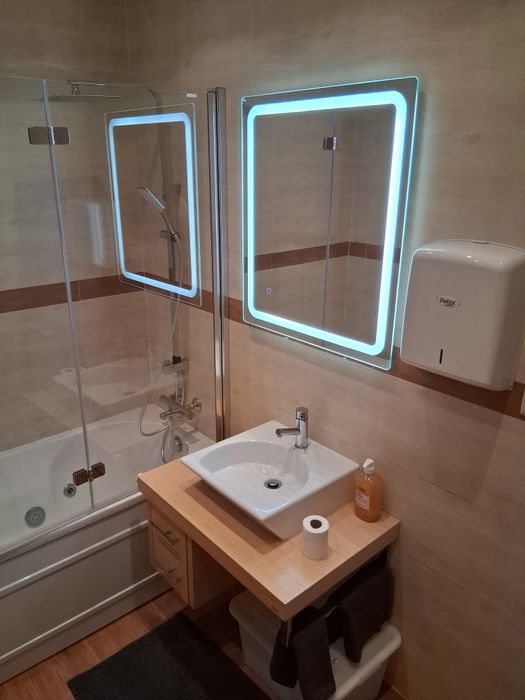 6 Quartos  Premium com 5 WC Avª Guarda Inglesa