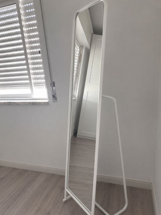 Espelho branco ikea