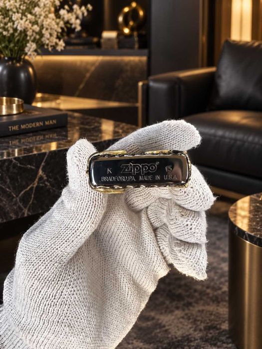 Бензинова запальничка Golden Dragon Claw в стилі Zippo з 3D елементами нова в коробці