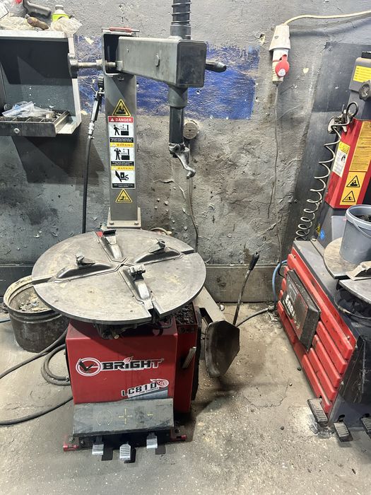 Шиномонтажный стенд BRIGHT LC810