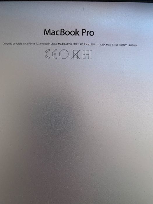 Apple MacBook Pro в робочому стані. Модель А1398