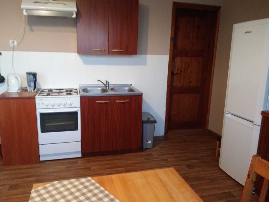 Noclegi-pokoje-kwatery pracownicze