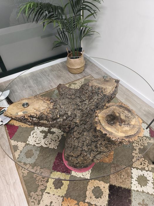 Mesa decorativa em sobreiro , vidro 110cm