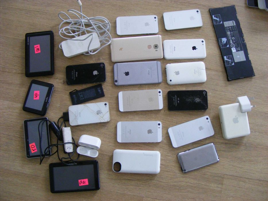 iPhone телефон мобільний