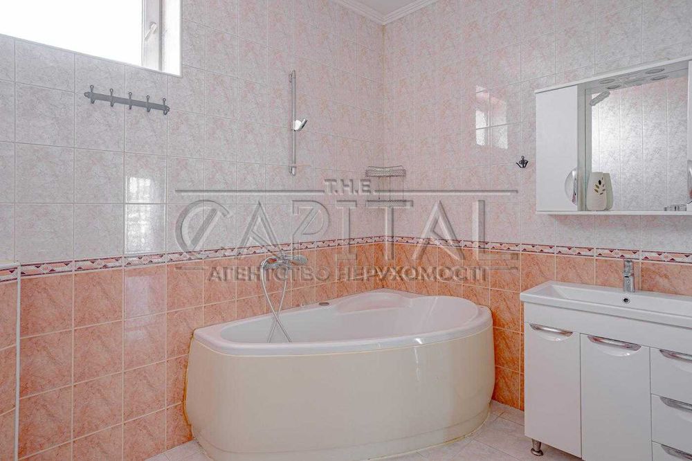 Аренда дома с газом Осокорки, 9 комнат, 7 спален, ул. Садовая