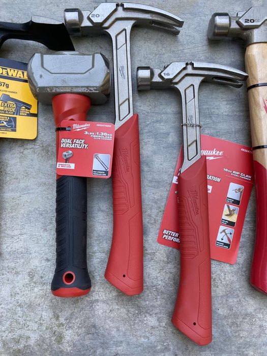 Молоток Milwaukee/Dewalt/Stanley (сокира,кувалда,кирка))
