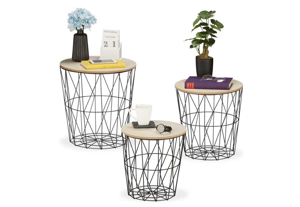 Zestaw 3 stolików z metalowym spodem