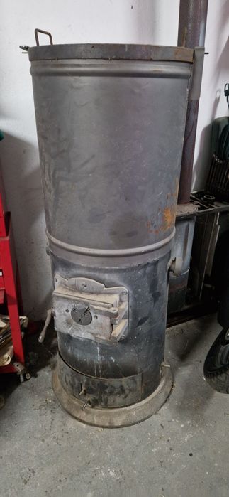 Piec  trociniak , piec do warsztatu, piec na drewno
