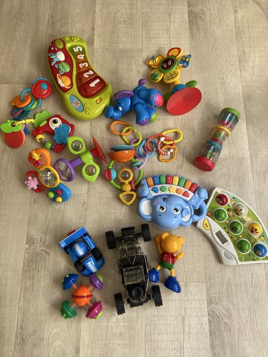 Детские игрушки разные