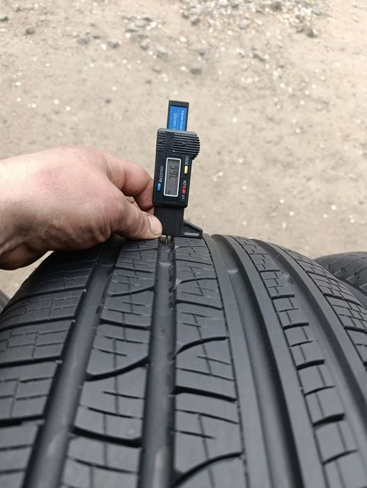 255/50/19 Pirelli scorpion run flat
