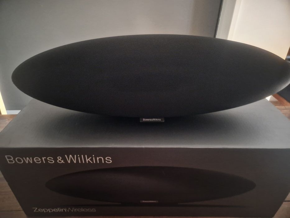 Coluna Bowers&Wilkins Zeppelin  Wireless