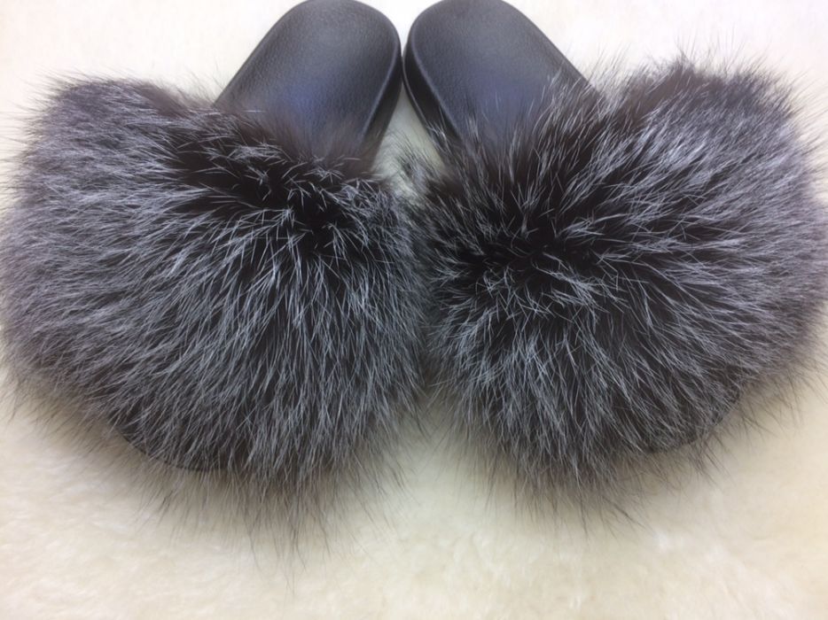 Klapki z futrem