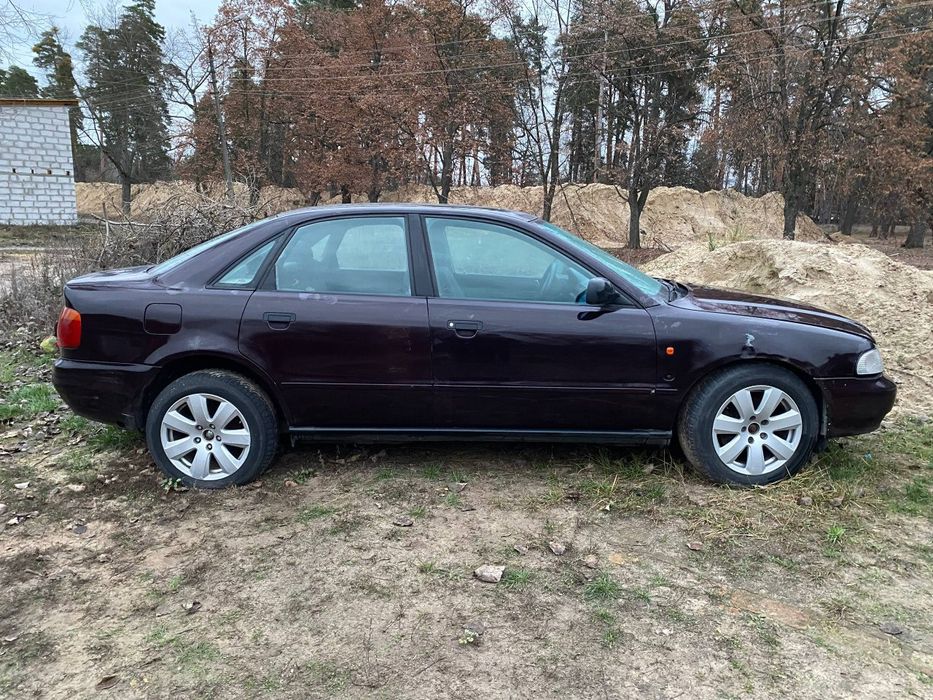 Ауди А4 Б5(Audi A4 B5)1.6газ/бензин.Возможен обмен на мото/авто