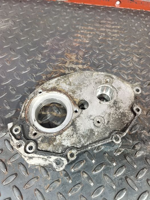 Tampa lateral Cabeça do Motor Mercedes W168 A 668 016 05 06