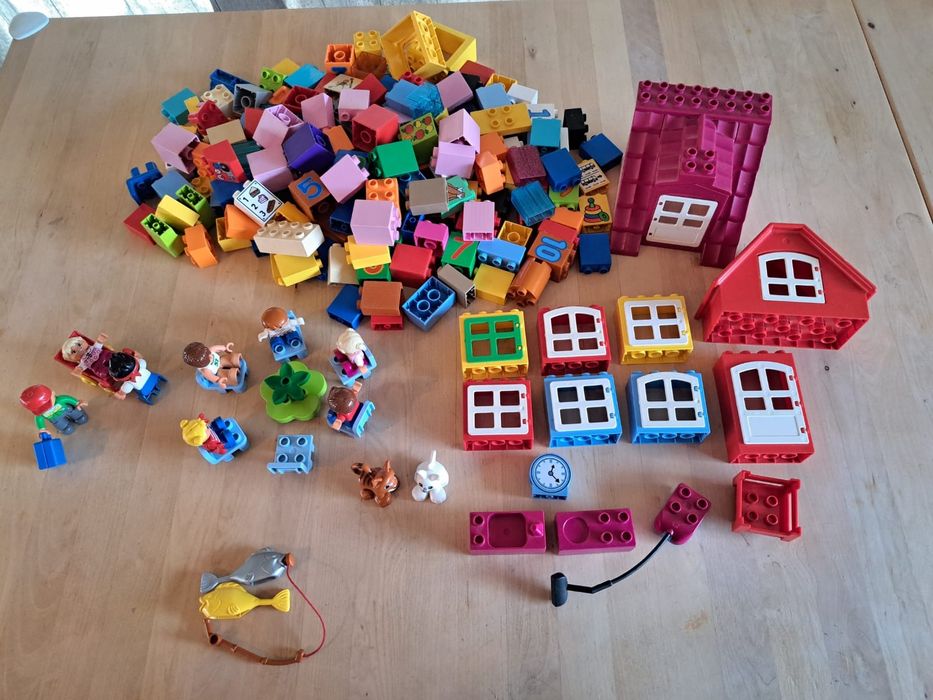 Klocki LEGO duplo do zabawy w dom, mix