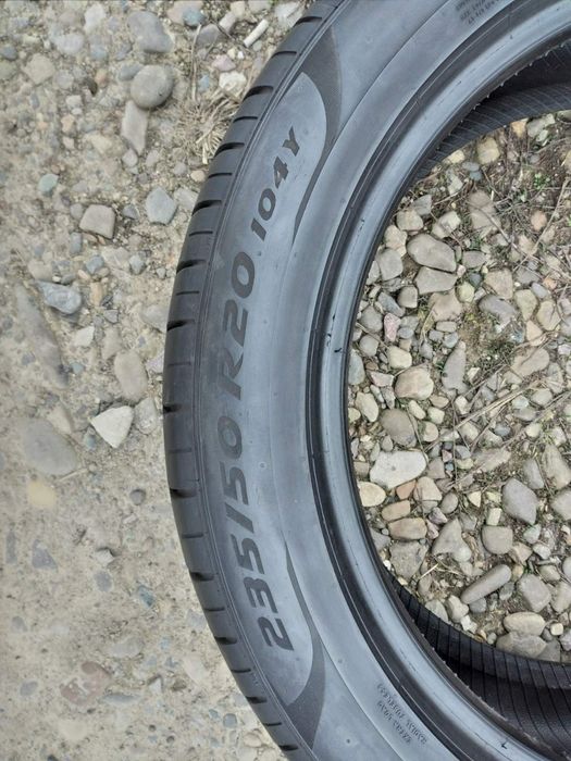 235  50  р  20  є  235  55 р 20