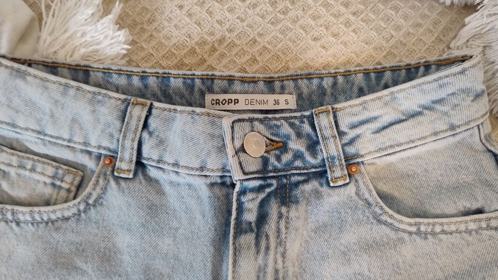 Spodenki dżinsowe Cropp 36