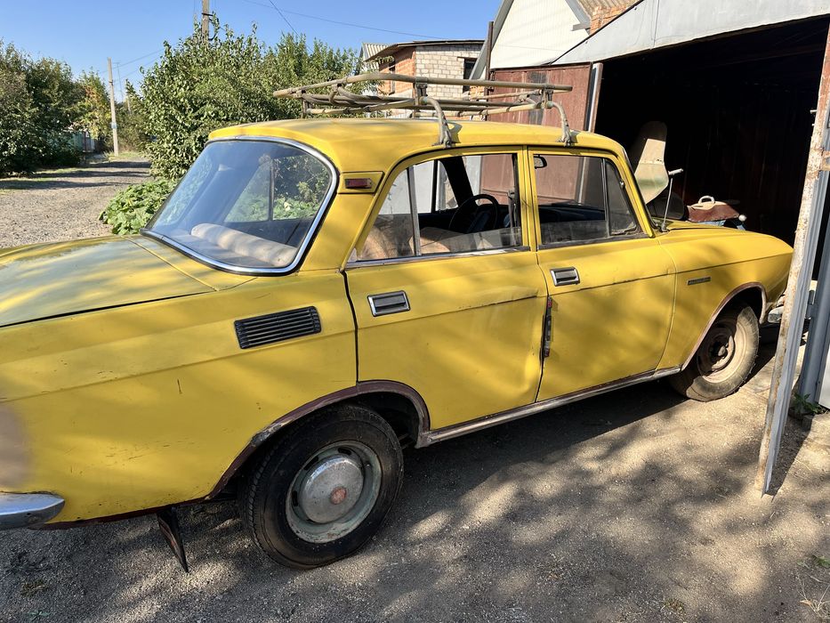 Москвич      2140