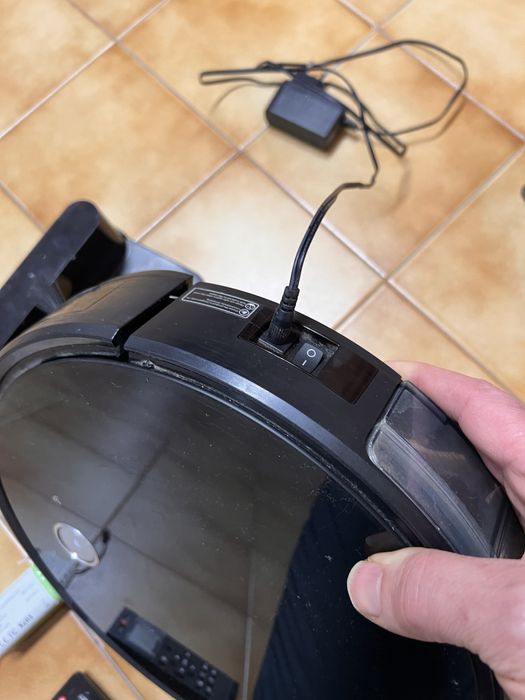 Aspirador robot (ler descricao)