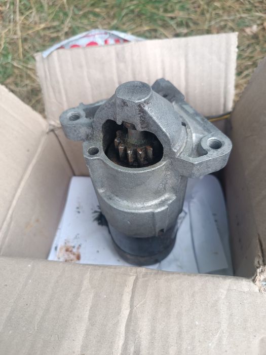 Продам стартер на Митсубиси цена символическая продам по ненадобностью