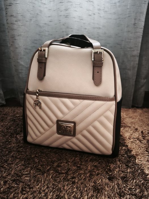 Mochila cavalinho com etiqueta