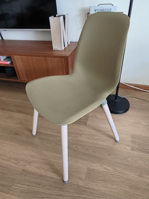 Cadeira verde ikea
