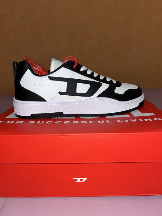 Wyprzedaż sneakersy męskie Diesel.