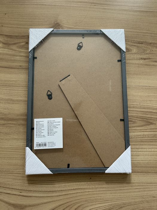 NOWA Czarna ramka na zdjęcia 20x30 cm Flying Tiger