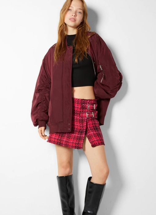 Нова твідова спідниця Bershka
