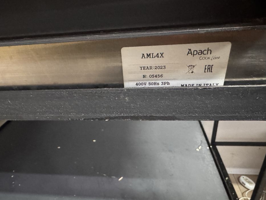 Професійна піч для піци  (італія)