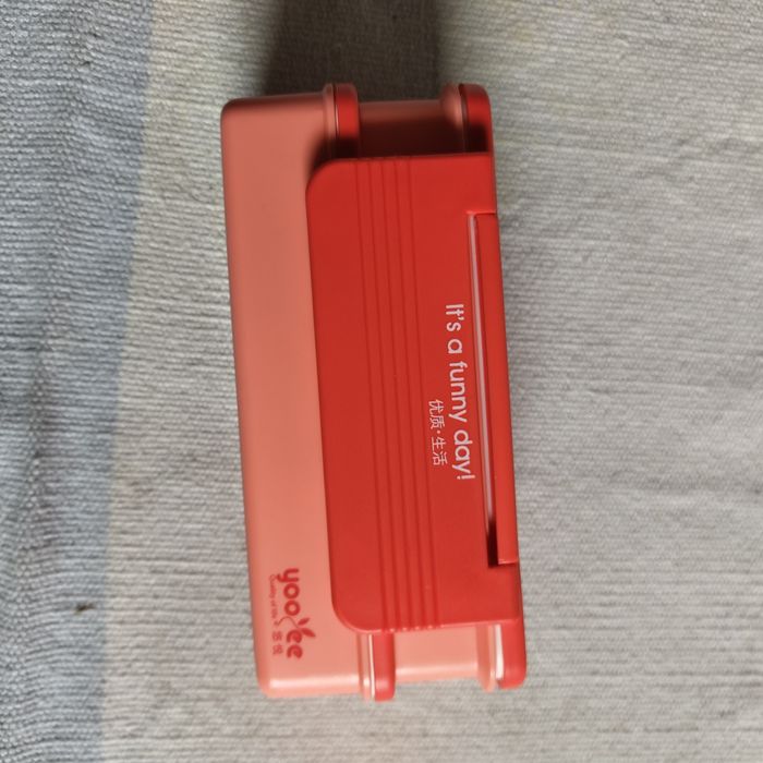 Tupperware de plástico