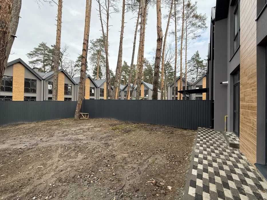 Таунхаус  Від забудовника! 4 спальні + кухня 26 м²! центр.комунікації