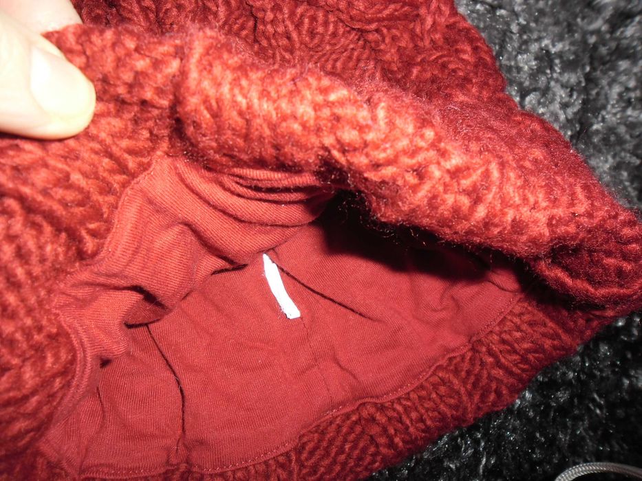 ZARA czapka gruby ciemno czerwona mega pompony 122/140 6-10 lat j.nowa