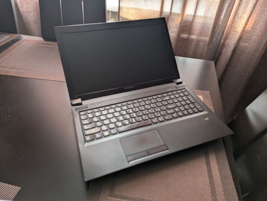 Ноутбук Lenovo B575