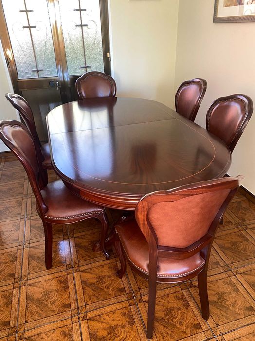 Mesa de refeição extensível