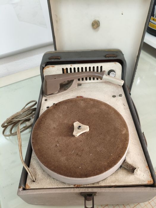 gira discos Philips  vintage