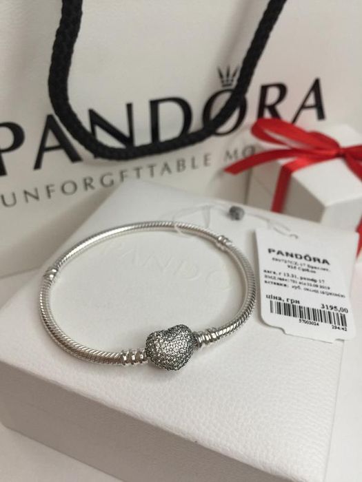 PANDORA Срібло, Браслет + шарм в подарунок (на вибір)