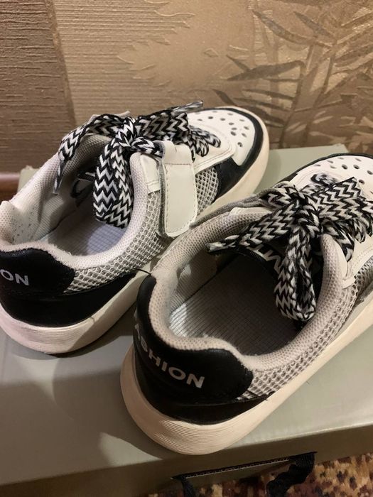 Кроссовки, кожа,