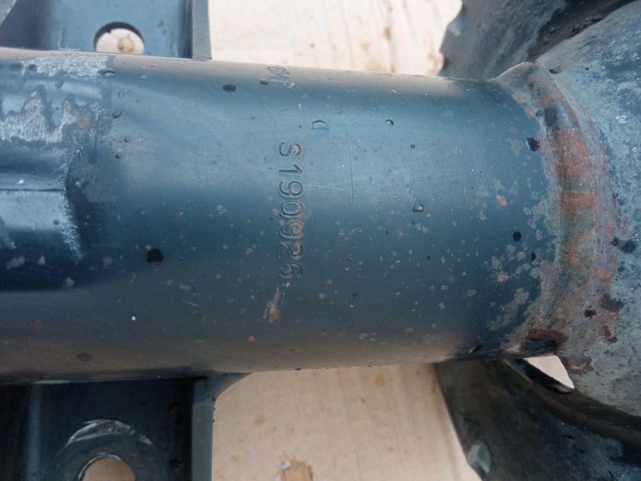 Амортізатор передній VW Transporter/Caravella T6 2015-