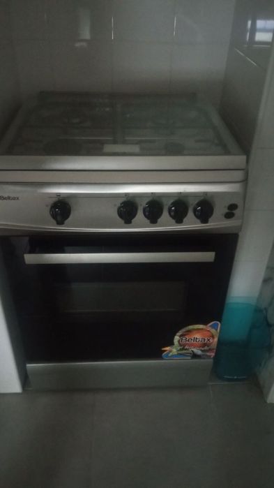 Eletrodomésticos semi-novos (muito bom estado, usados 1 mês)