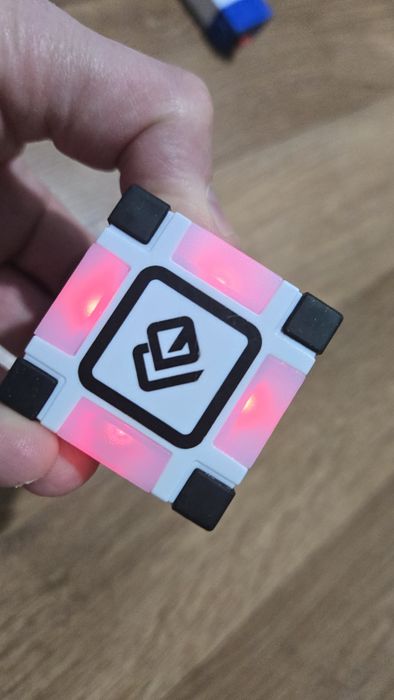 сменный кубик #2 для робота Cozmo Anki